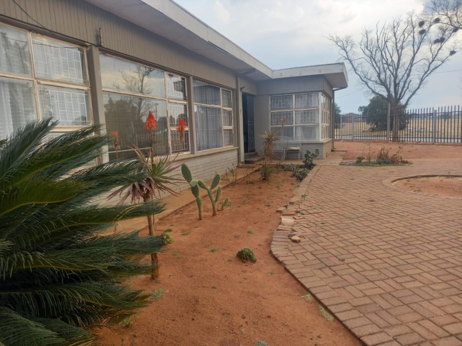 3 Bedroom Property for Sale in Manzil Park North West